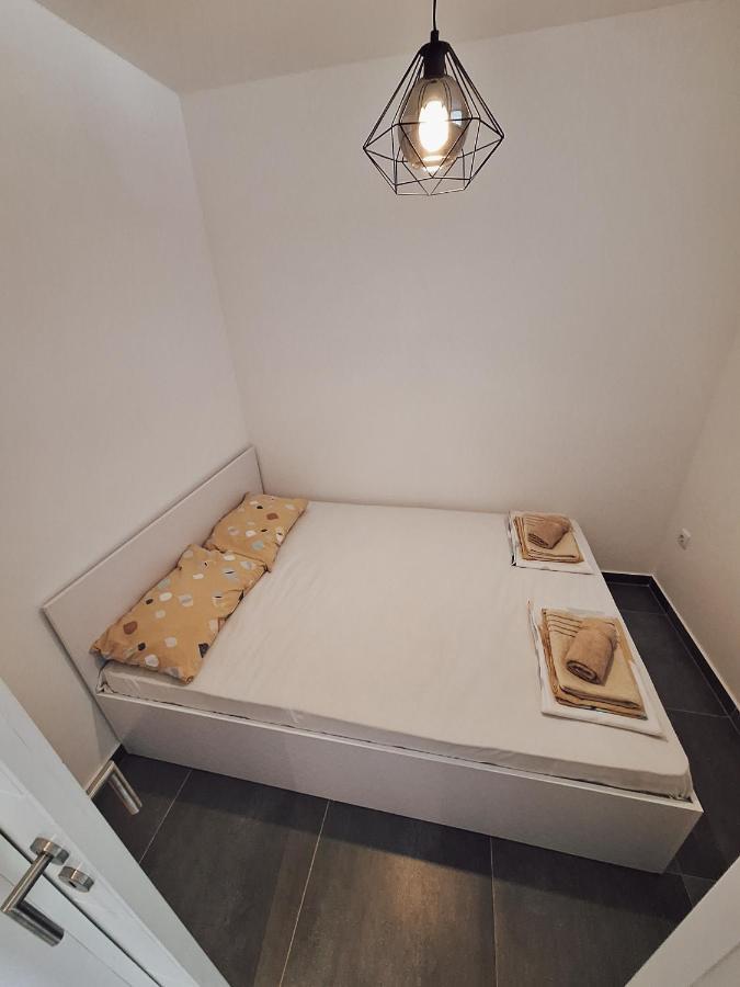 Azimut Apartman Bijeljina Exterior photo